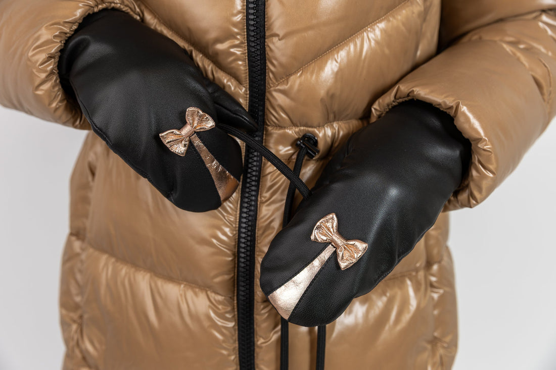 Rukkasen koko eri vuorivaihtoehdoilla (merinovillafleece vs. lammasvuori)