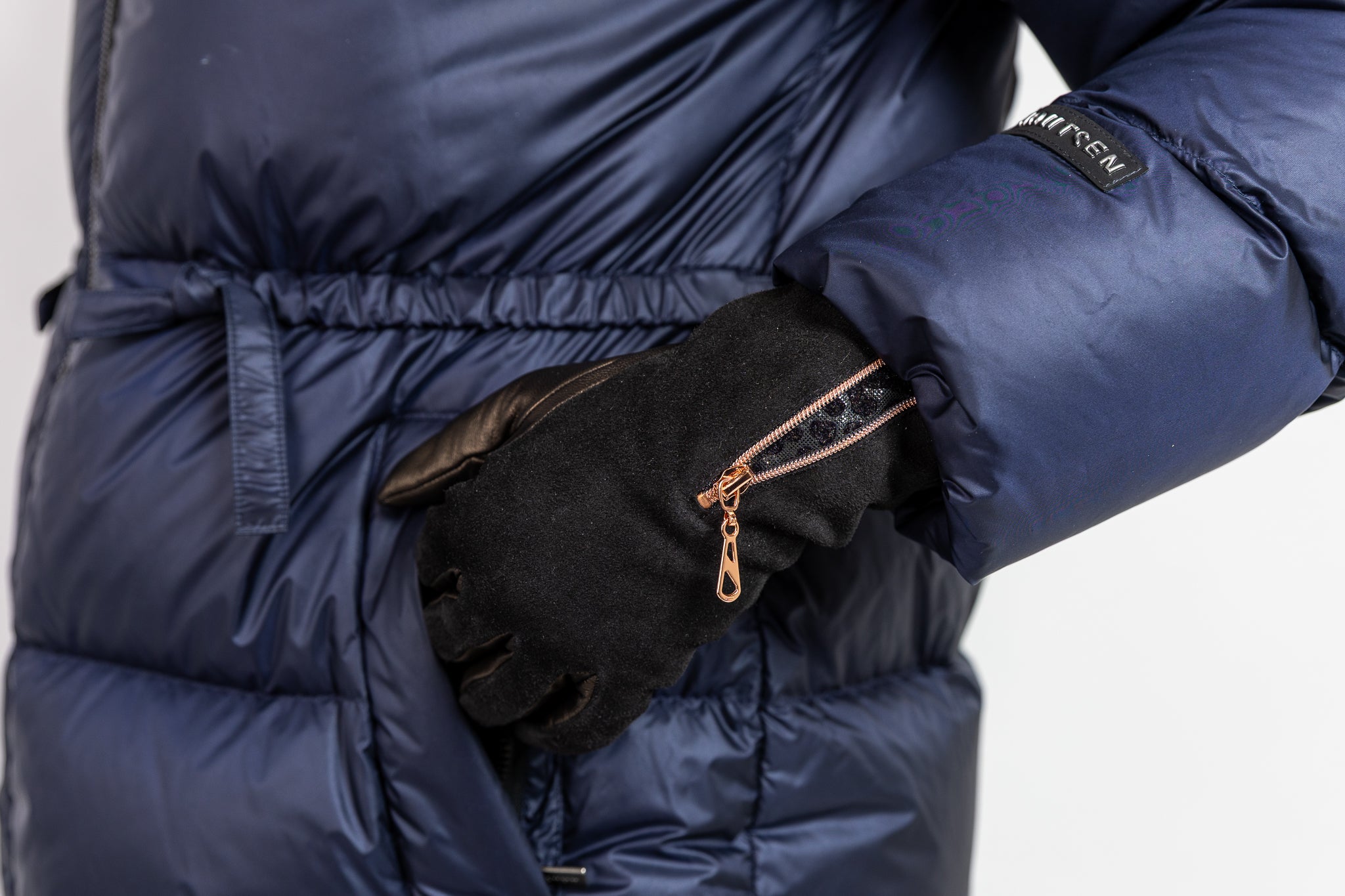 Naisten nahkakäsineet, mokka-nappa, vetoketju, musta