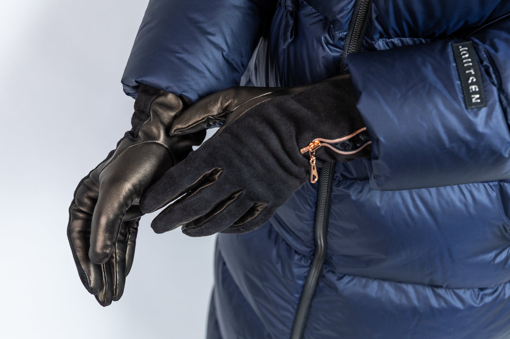 Naisten nahkakäsineet, mokka-nappa, vetoketju, musta