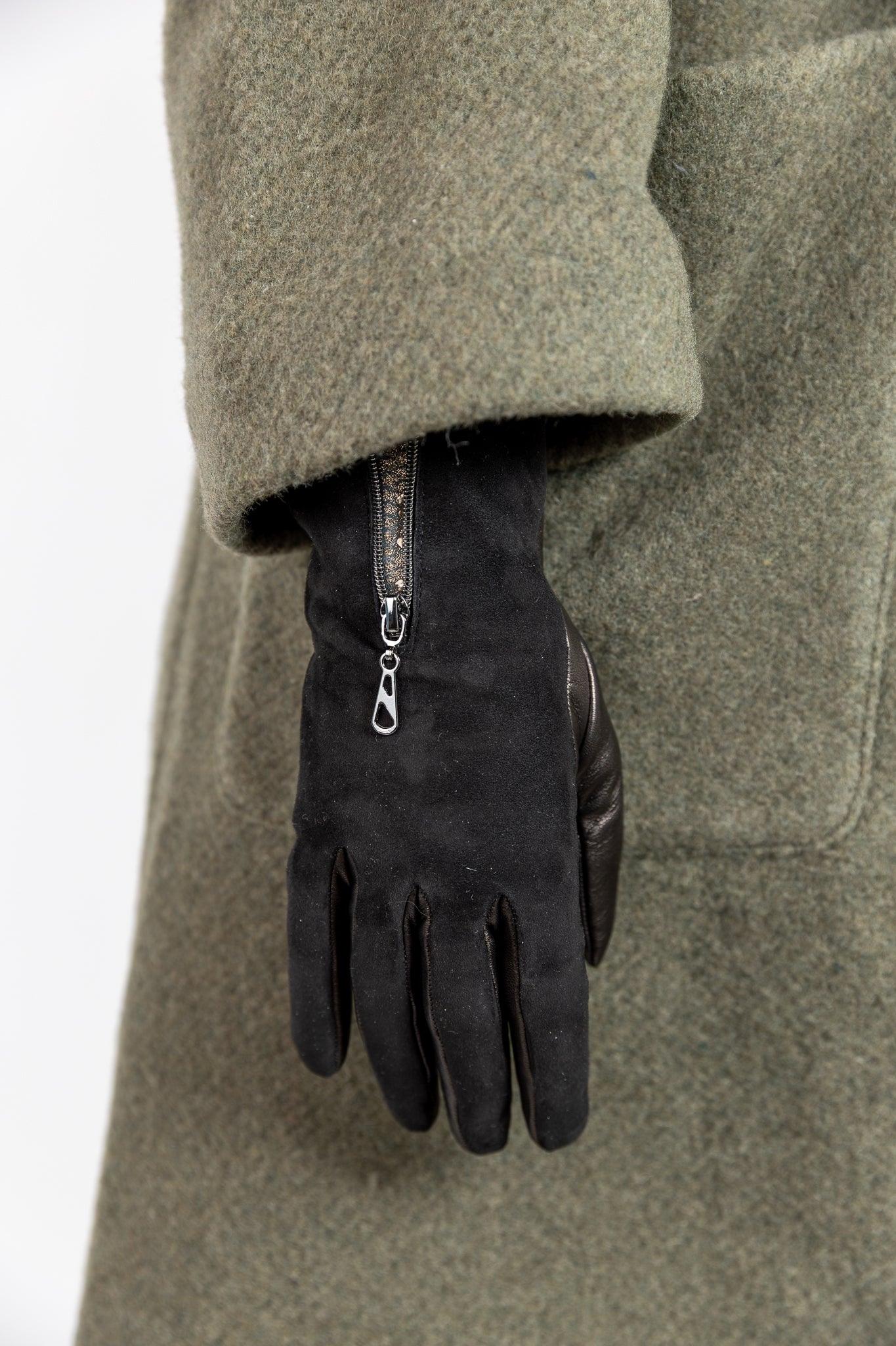 Naisten nahkakäsineet, mokka-nappa, vetoketju, musta