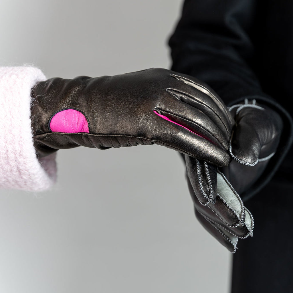 Naisten nahkakäsine, pinkkipallot, musta