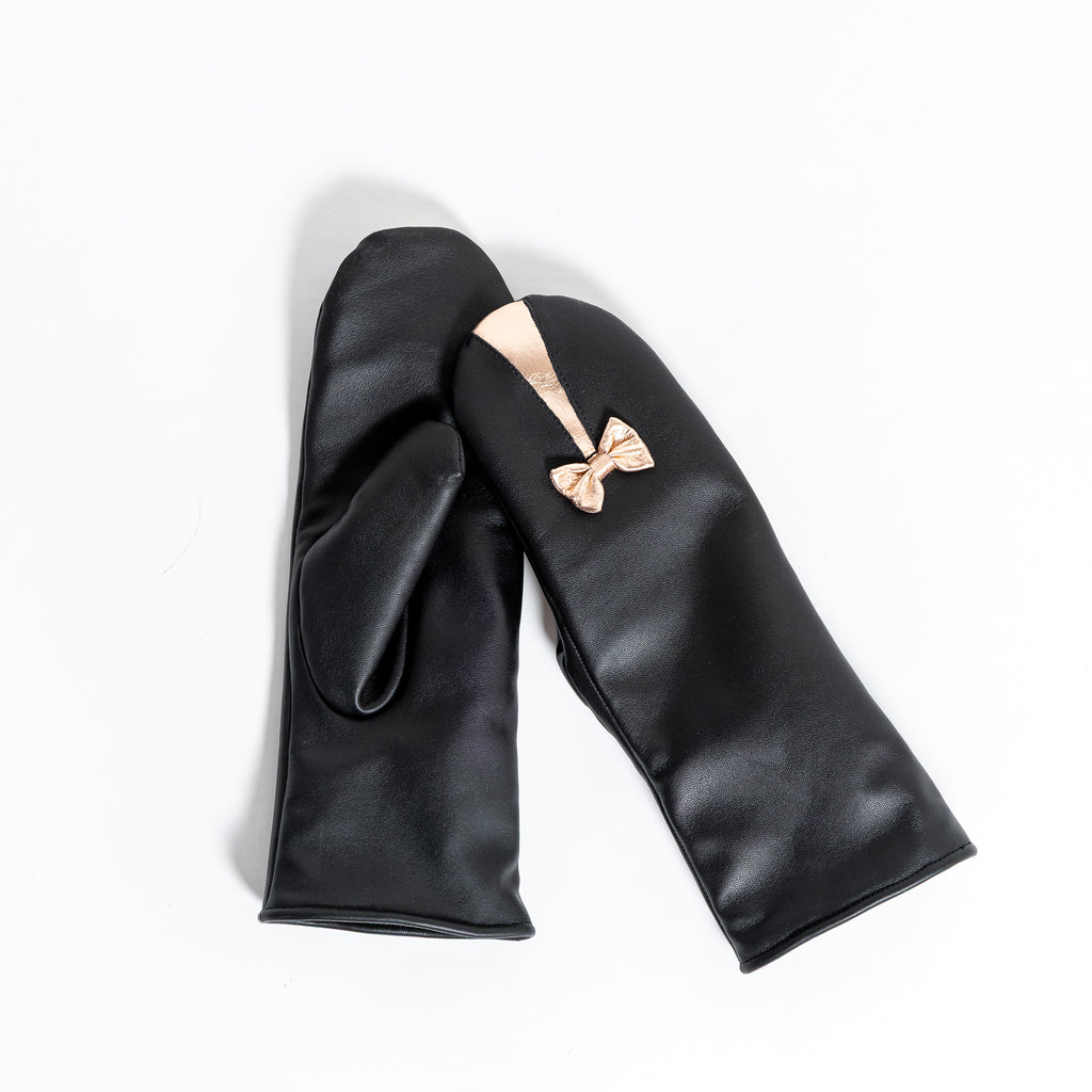 Naisten rukkanen, kiilarusetti, musta