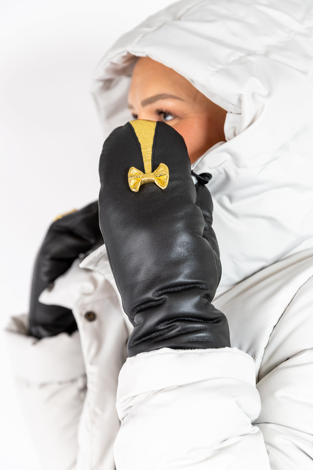 Naisten rukkanen, kiilarusetti, musta