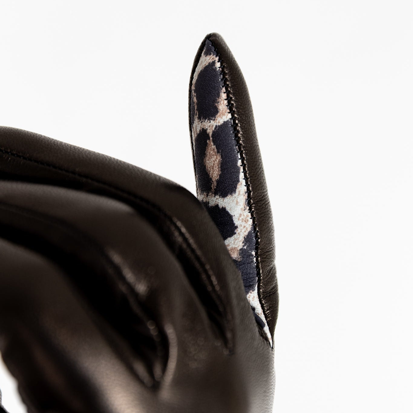 Naisten nahkakäsine, leopardikiila, musta