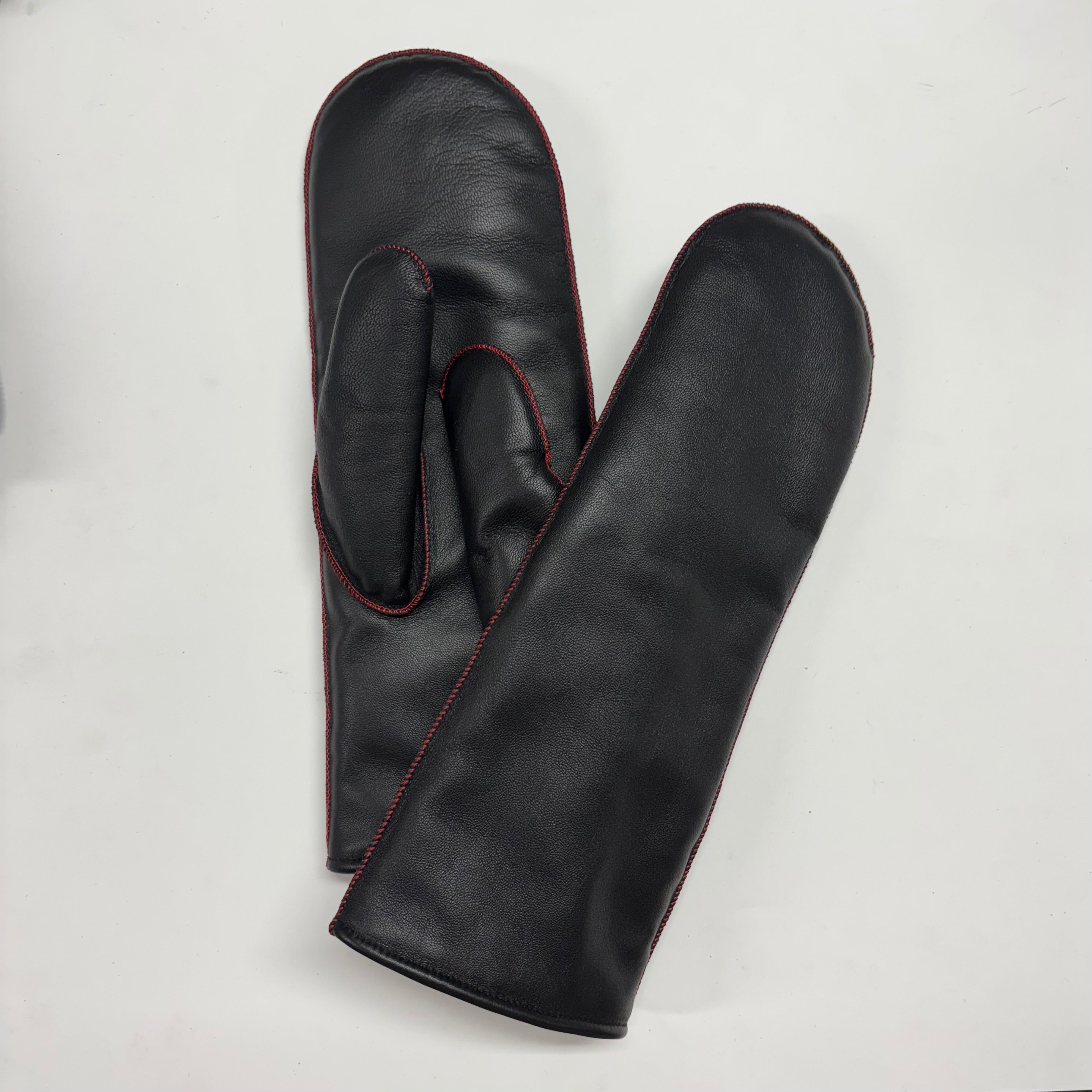 Naisten rukkanen, värillinen tikkaus, musta