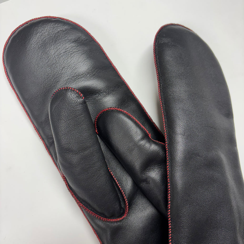 Naisten rukkanen, värillinen tikkaus, musta